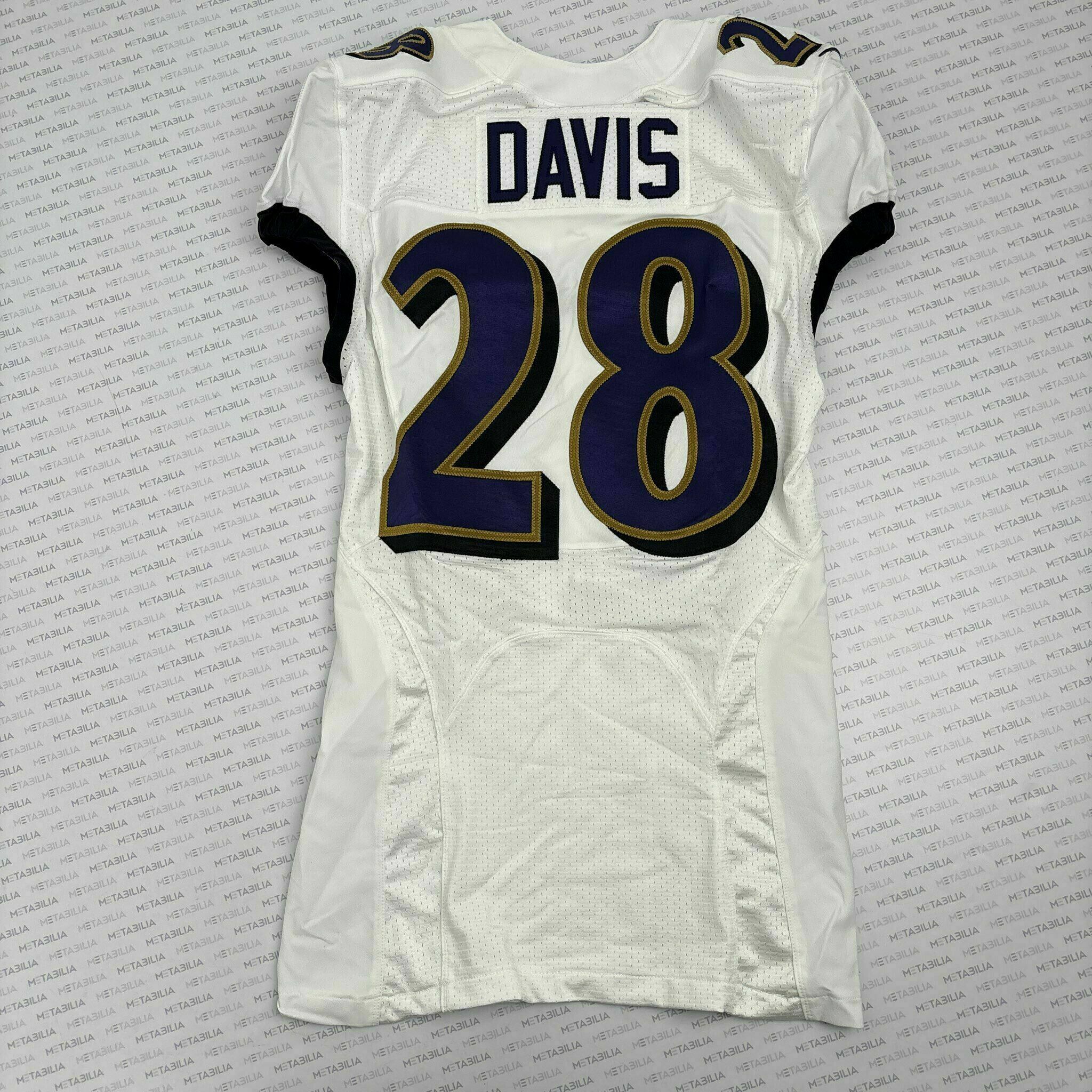 #28 Mike Davis Team-Issued White Jersey
