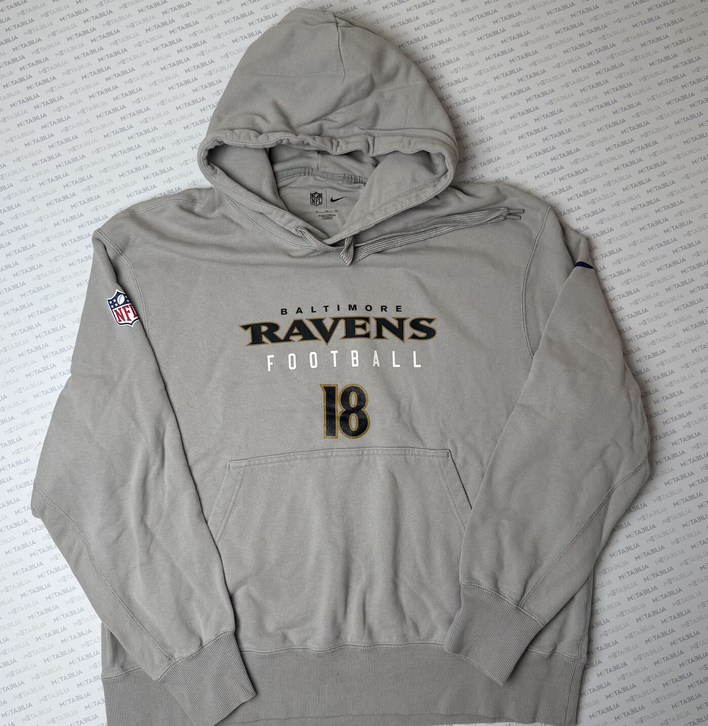 #18 Ravens Player Team Issued Sweatshirt Hoodie, grey
