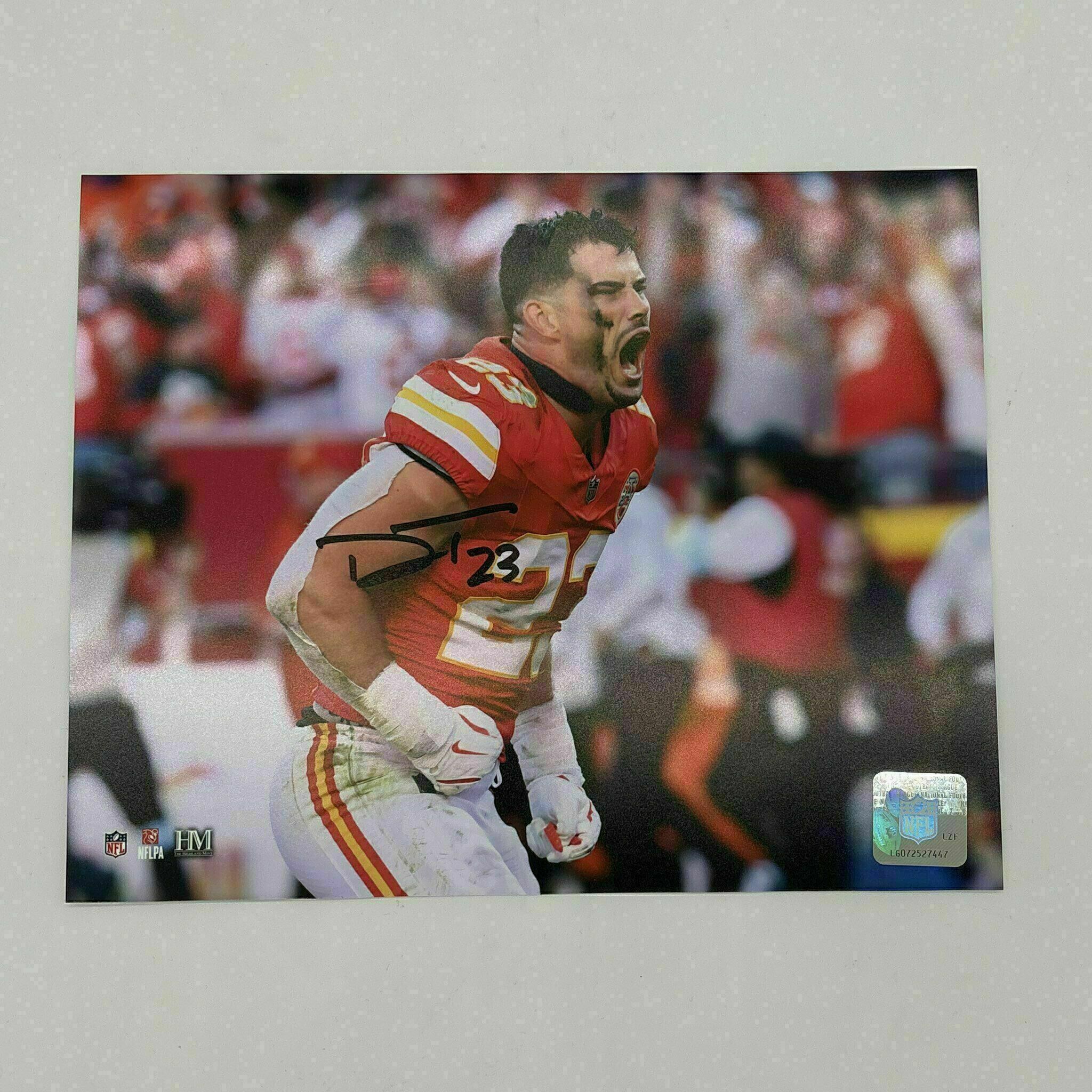 Drue Tranquill Signed 8x10 - Yelling