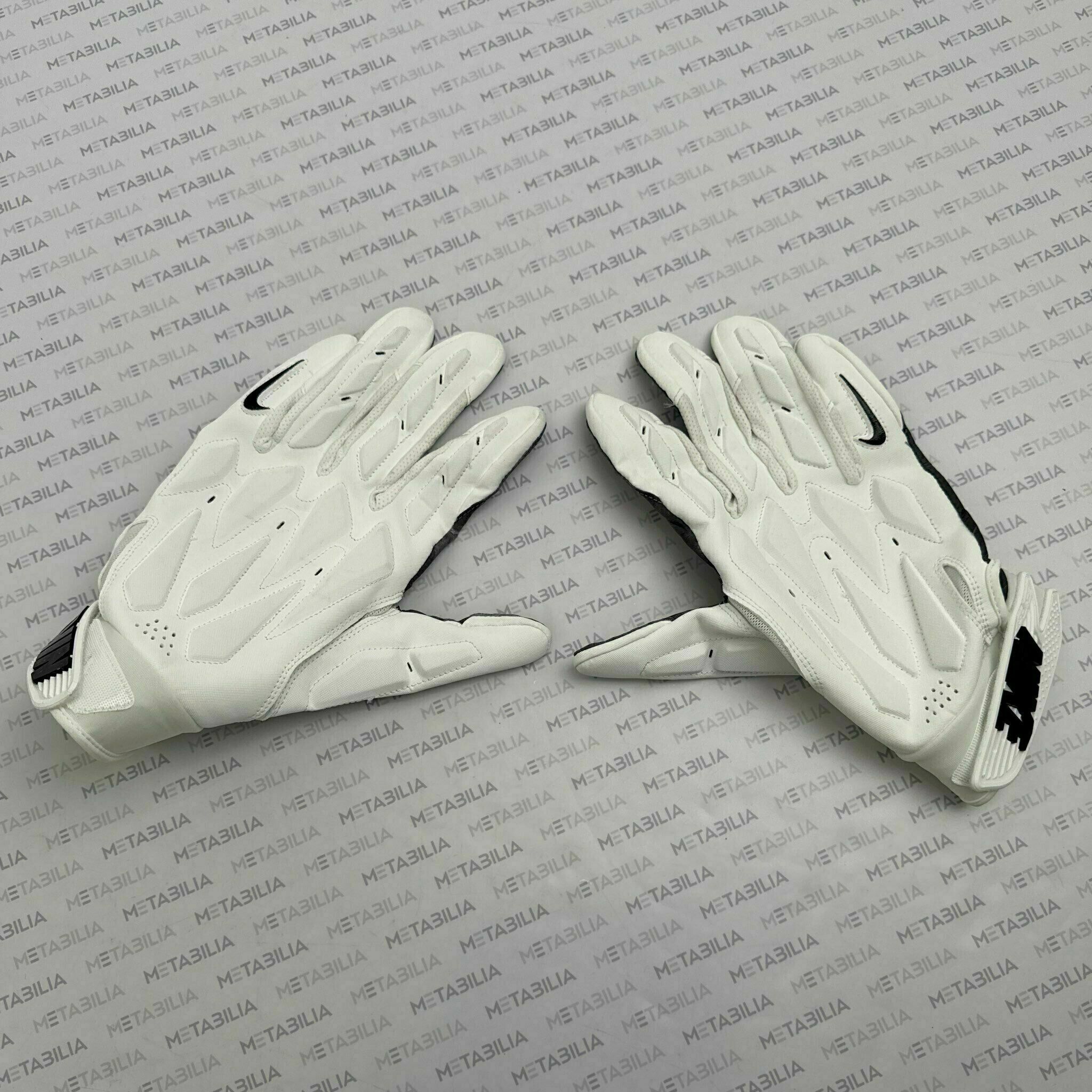 #72 Luke Haggard Game Worn Gloves 9/13 vs Bengals