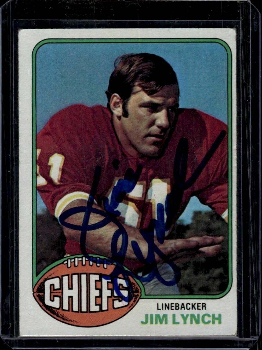 1976 Topps Jim Lynch On-Card Autograph Trading Card