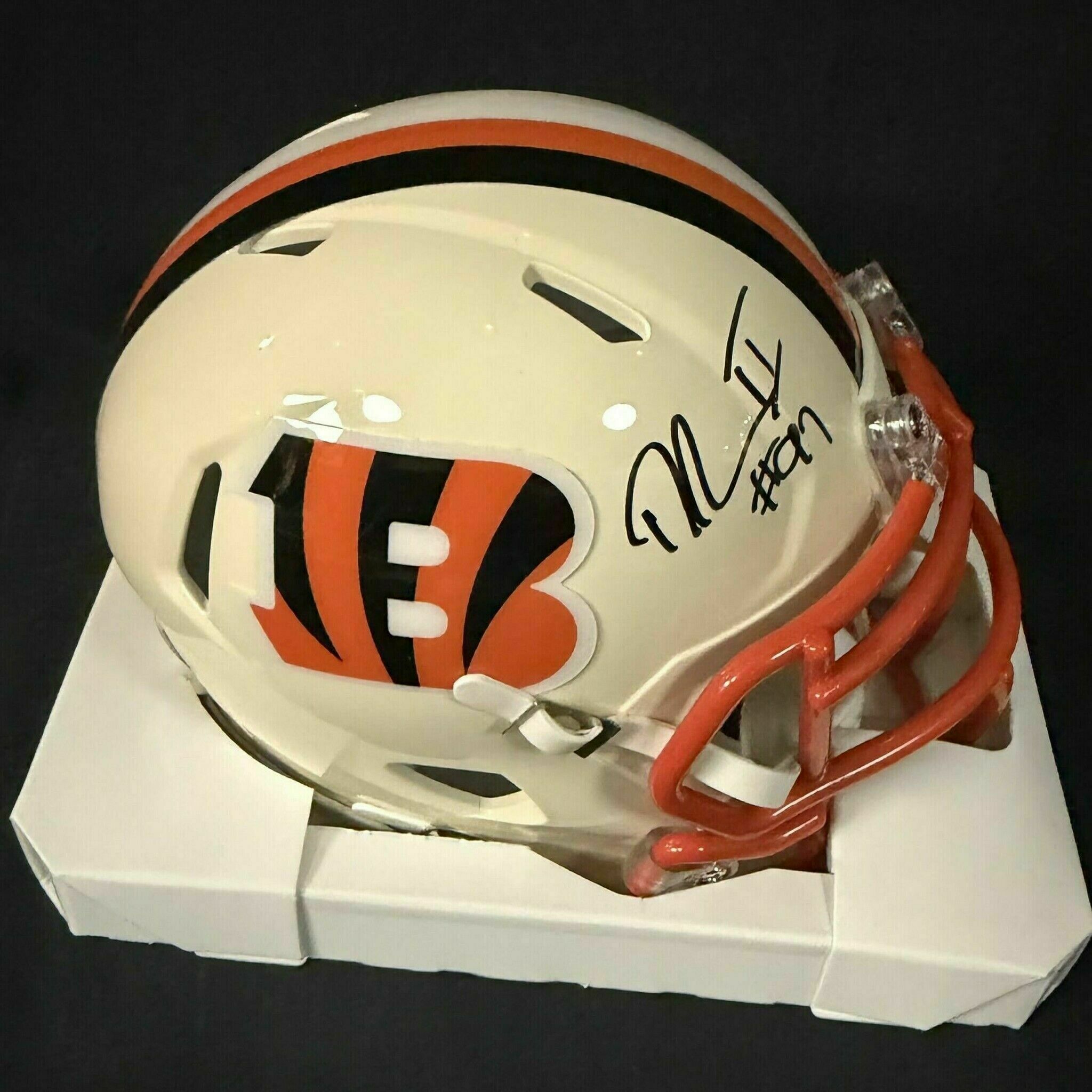 Dexter Lawrence Signed Retro Mini