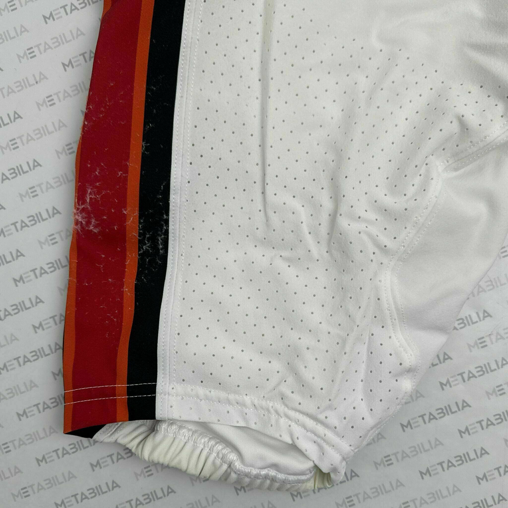 #45 Trotter Game-Worn Pants vs GBP