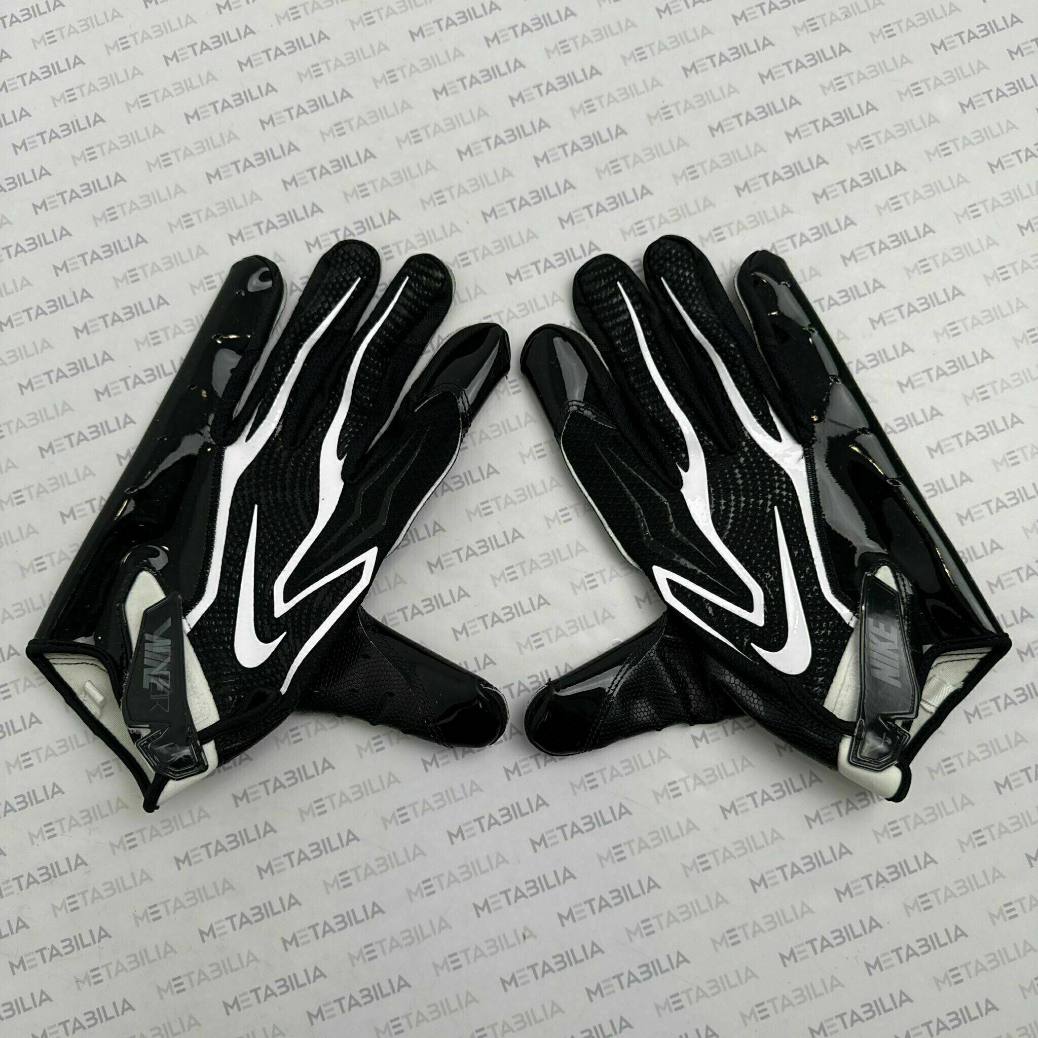 #88 Otton Game-Worn Gloves vs Vikings