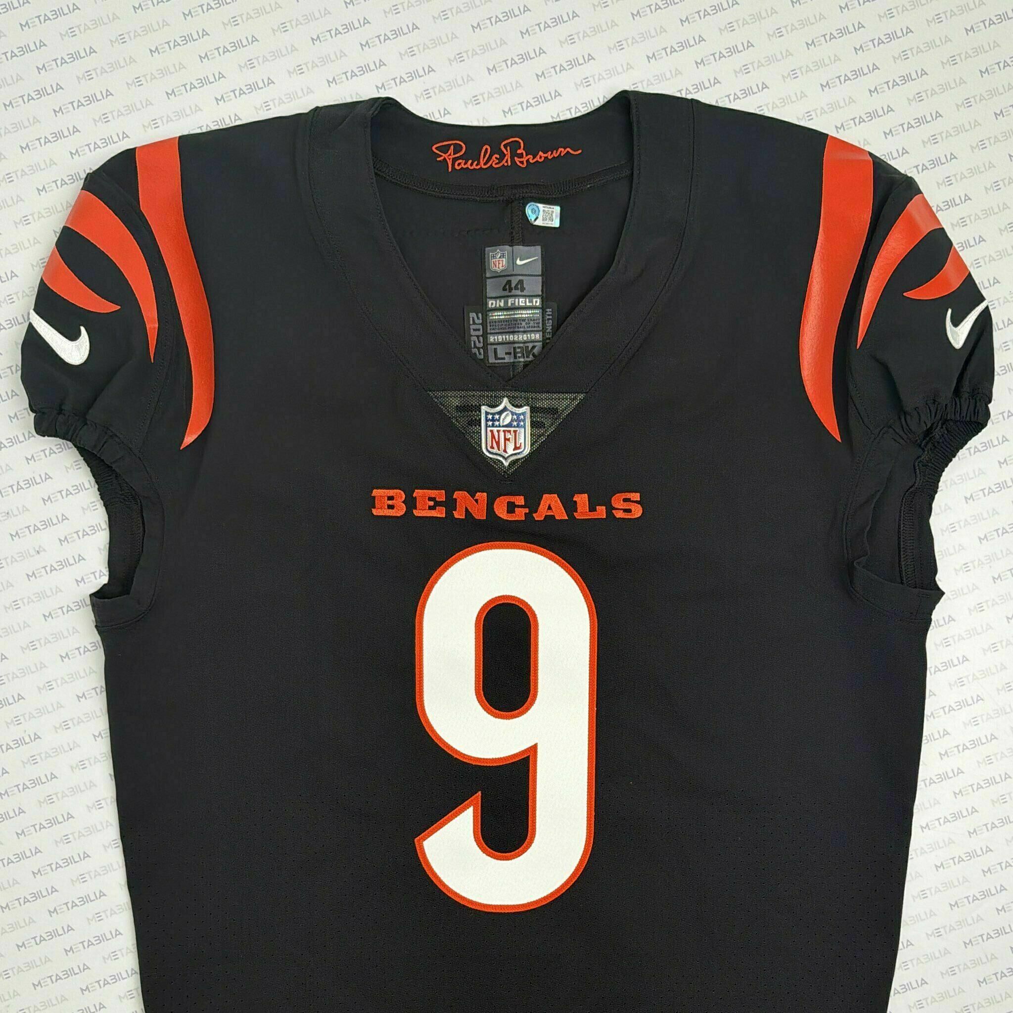#9 Joe Burrow Team-Issued Jersey, black