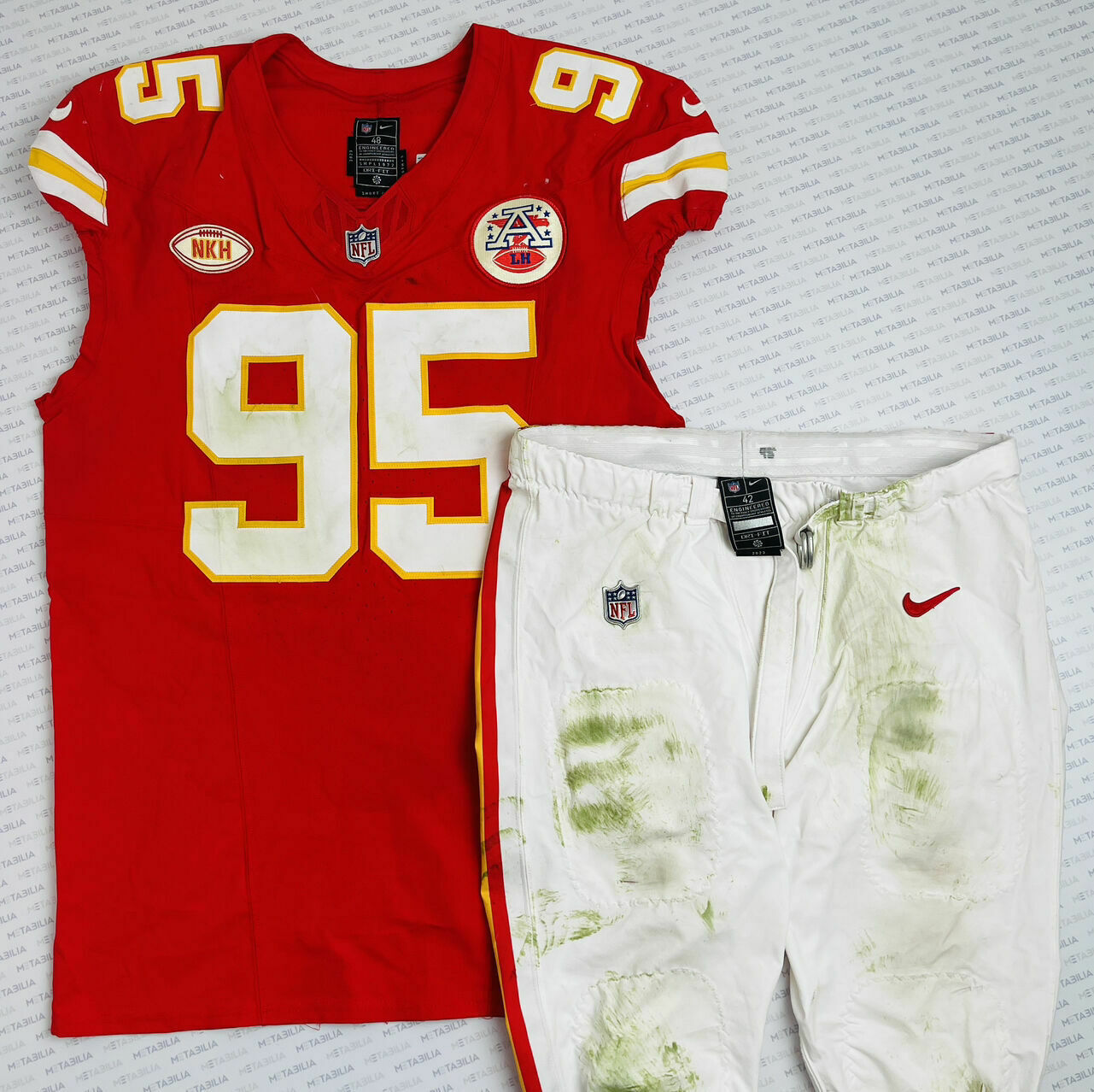 #95 Jones Game-Worn Jersey and Pants vs Bills - photomatched