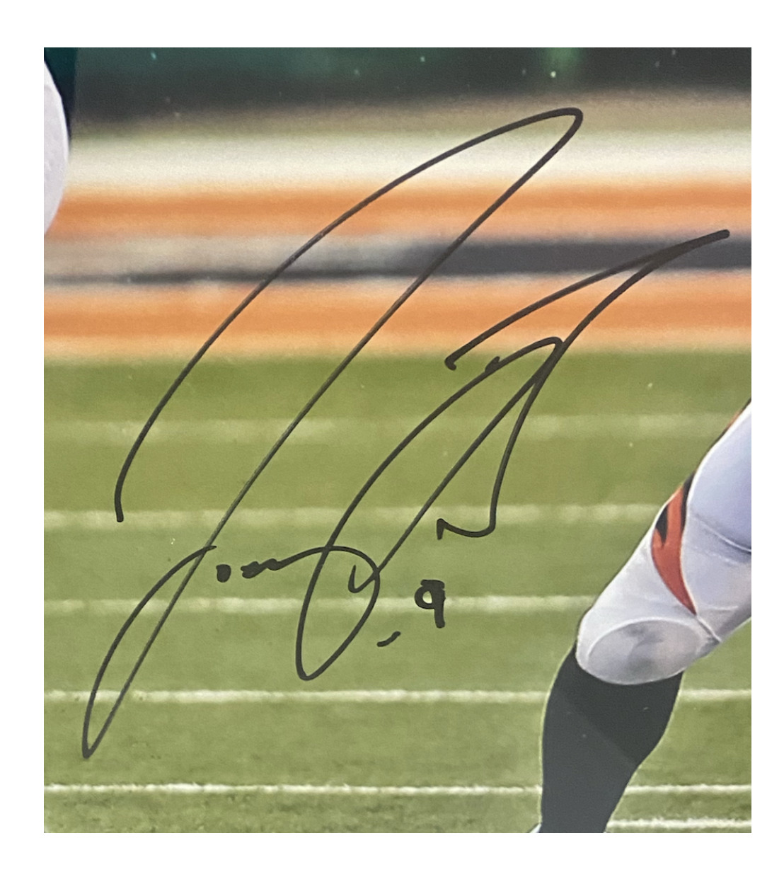 Joe Burrow Autographed Bengals "Pocket" Framed 16" x 20" Photo Fanatics