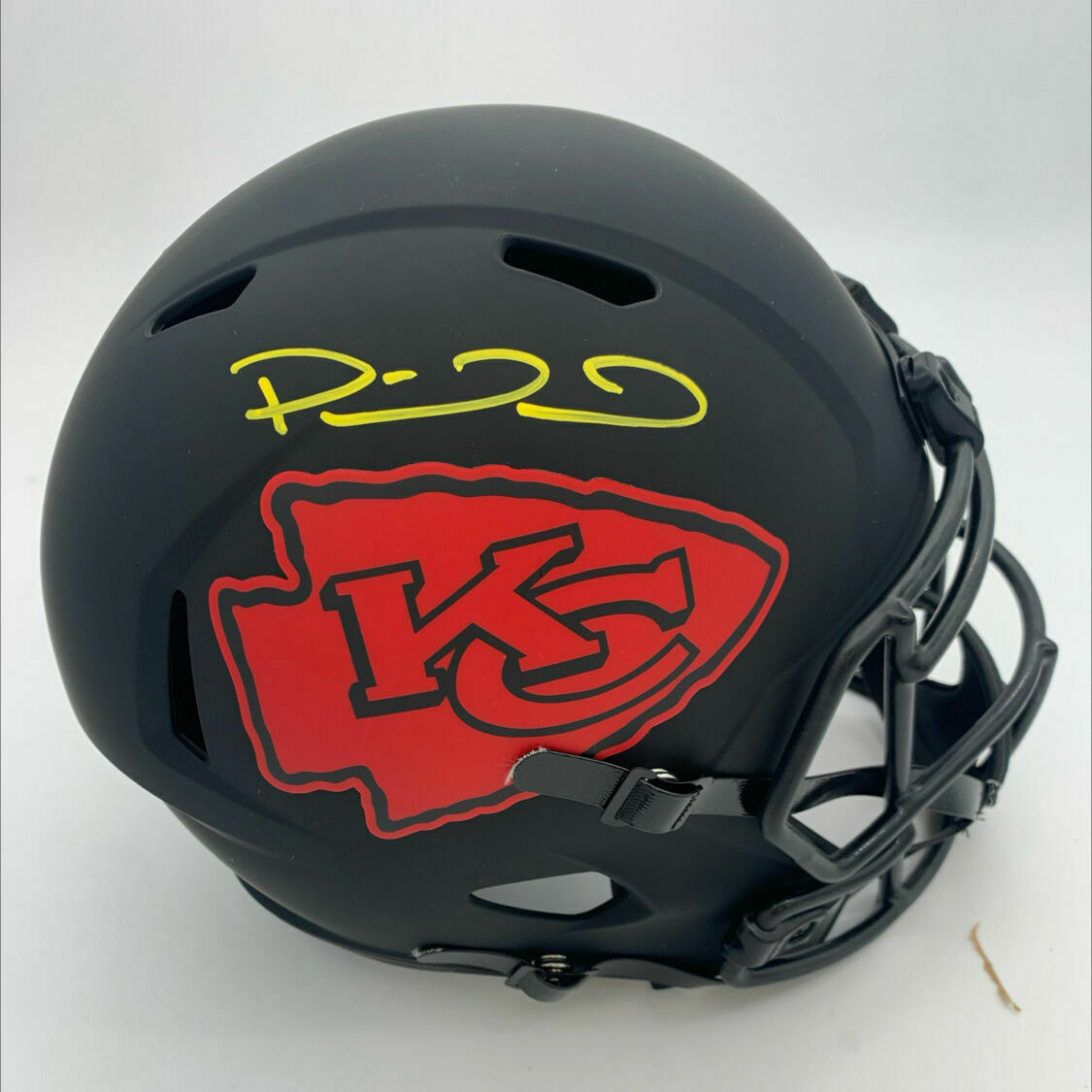 Mahomes Autographed FS Eclipse Rep