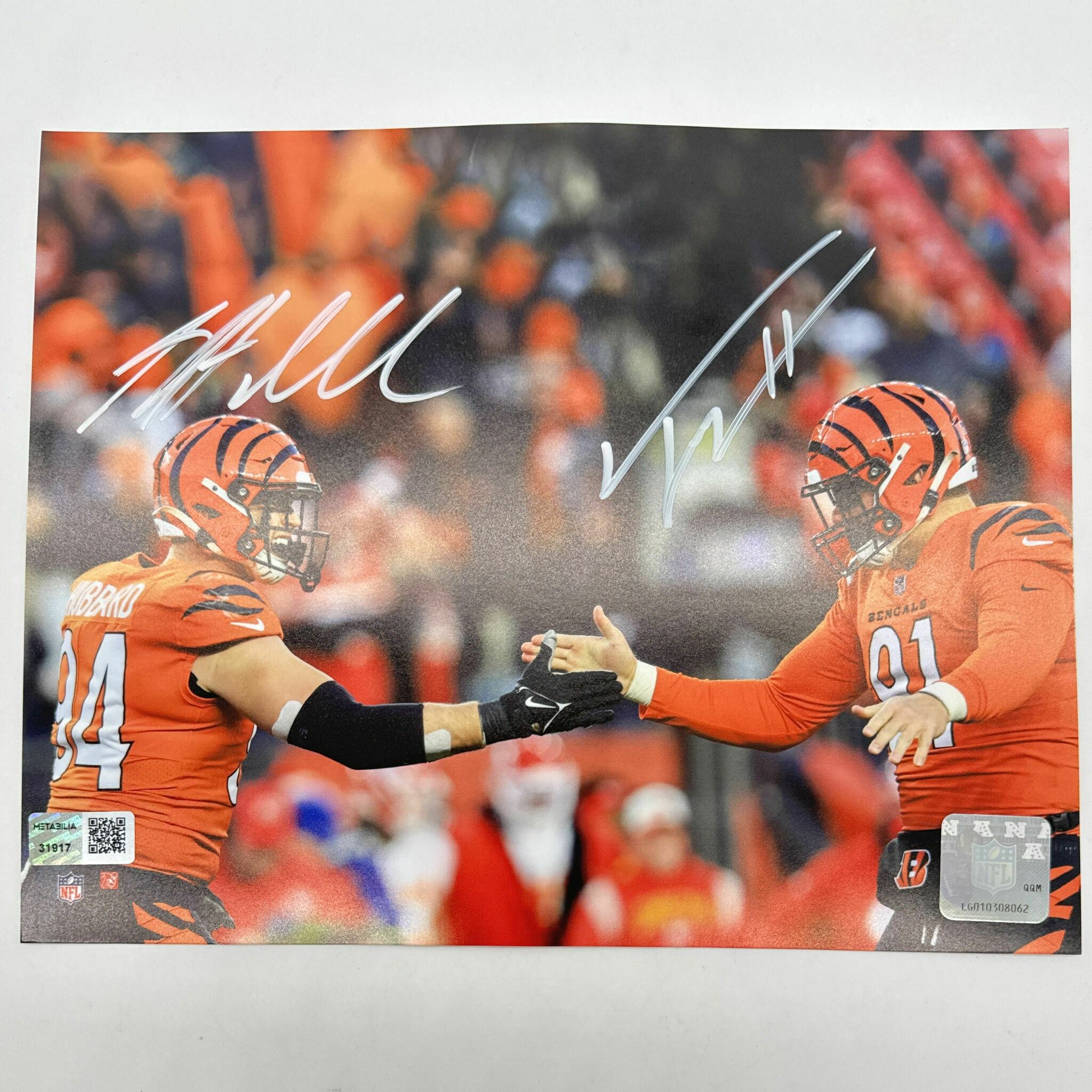 Hendrickson And Hubbard Signed 8x10 Handshake