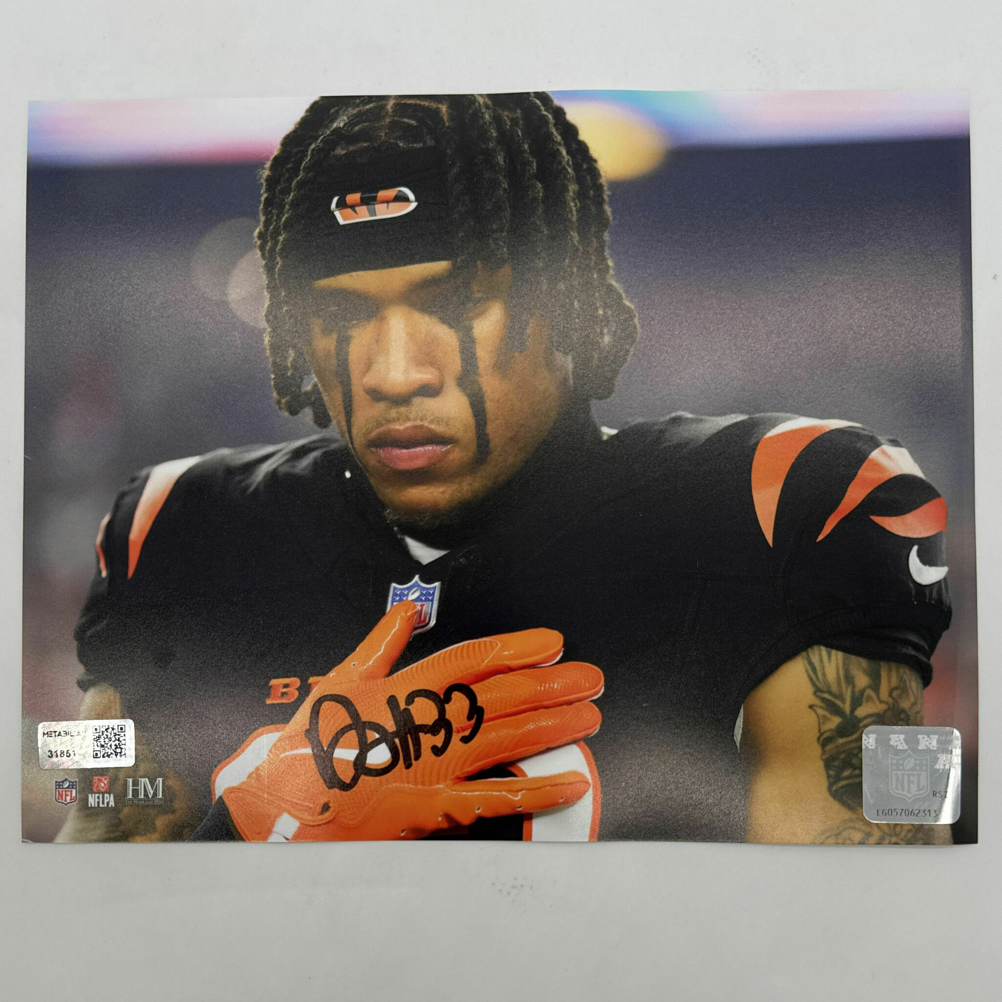 Anthony Signed 8x10 Hand On chest