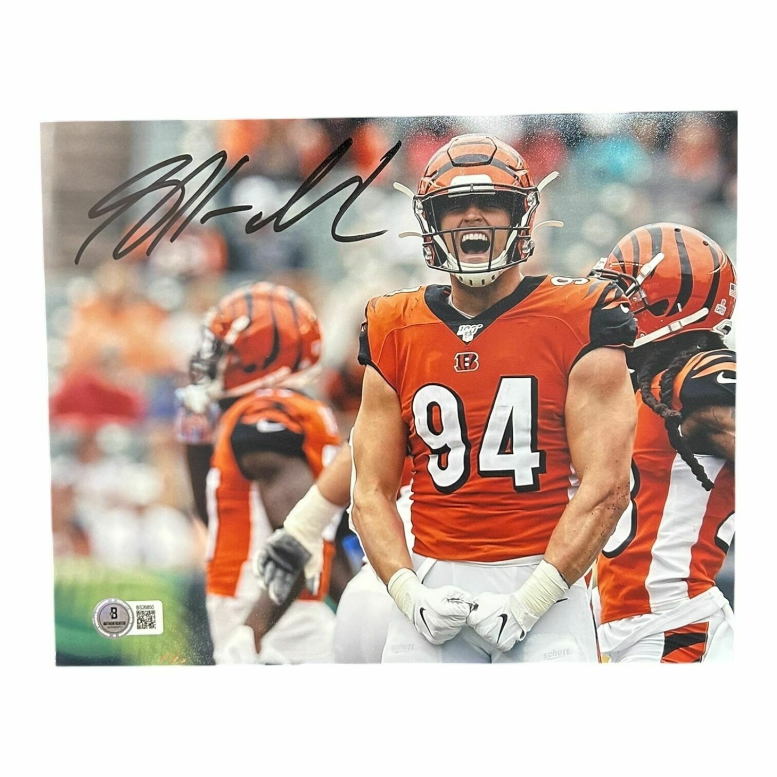 Sam Hubbard Autographed Cincinnati Bengals 8x10 Photo Flex Celebration - Beckett QR