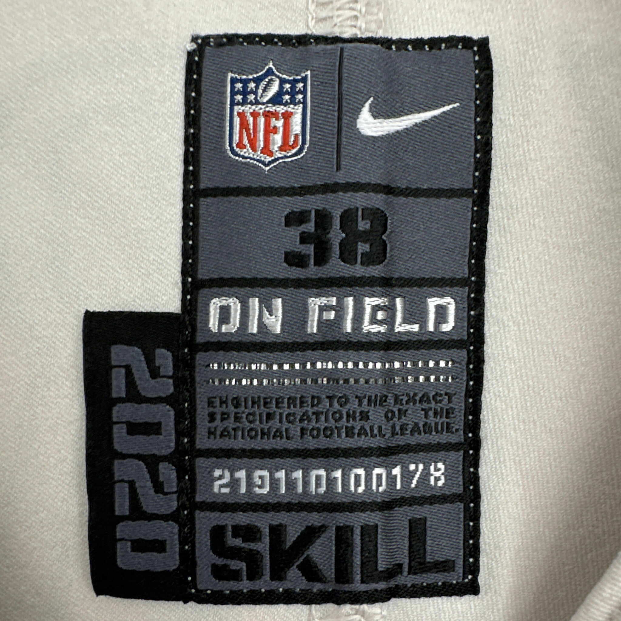 # 84 Landon Akers 2020 Game-Issued Jersey