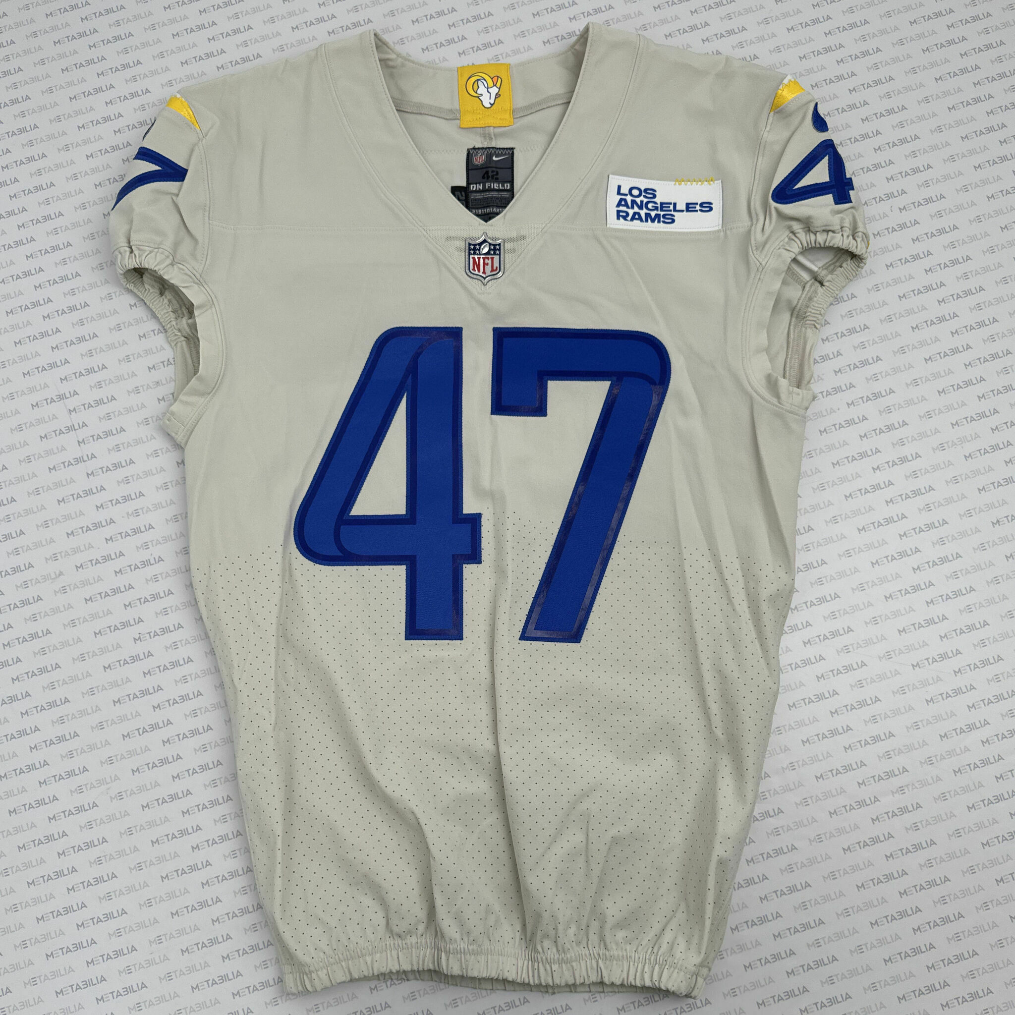 # 47 Derrick Moncrief 2020 Game-Issued Jersey