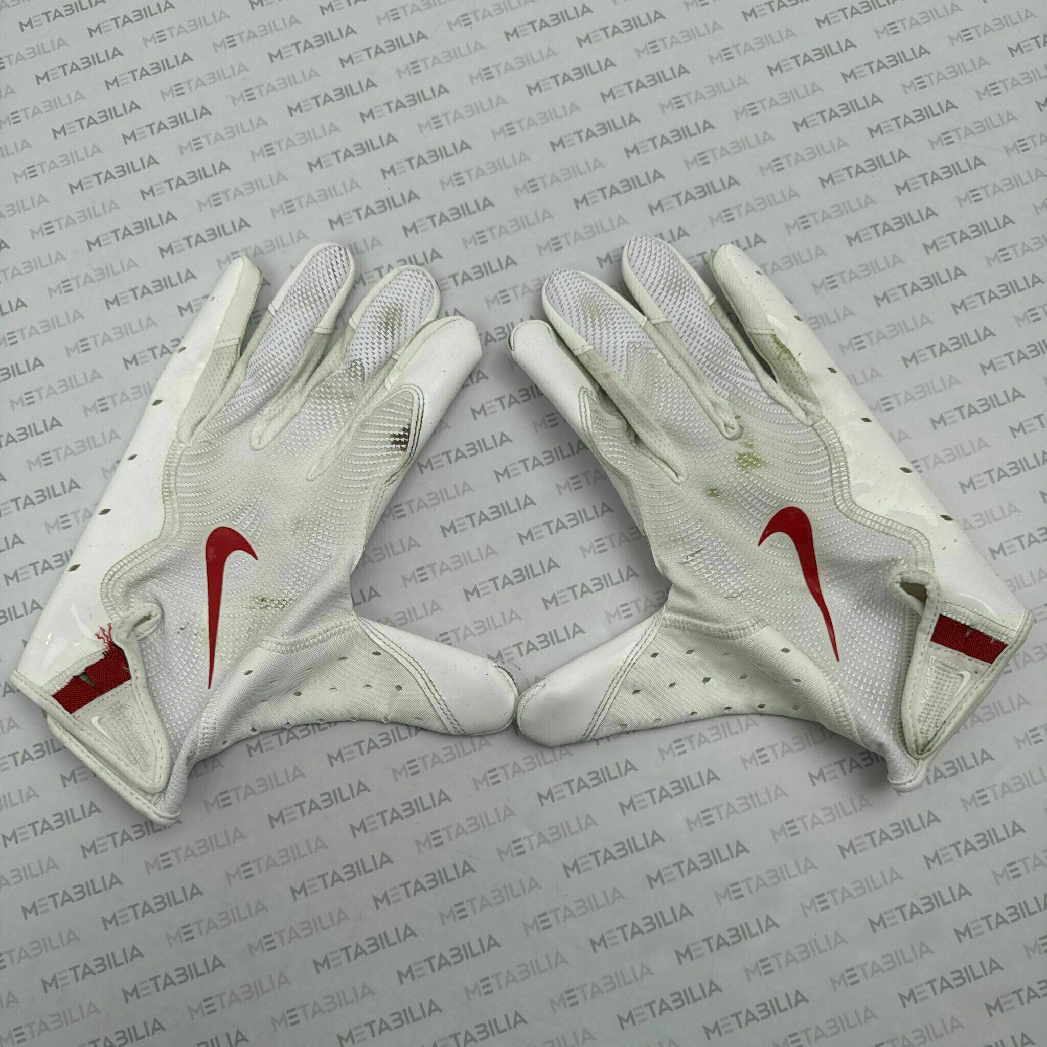 #32 Nick Bolton Game-Worn Gloves vs LAC