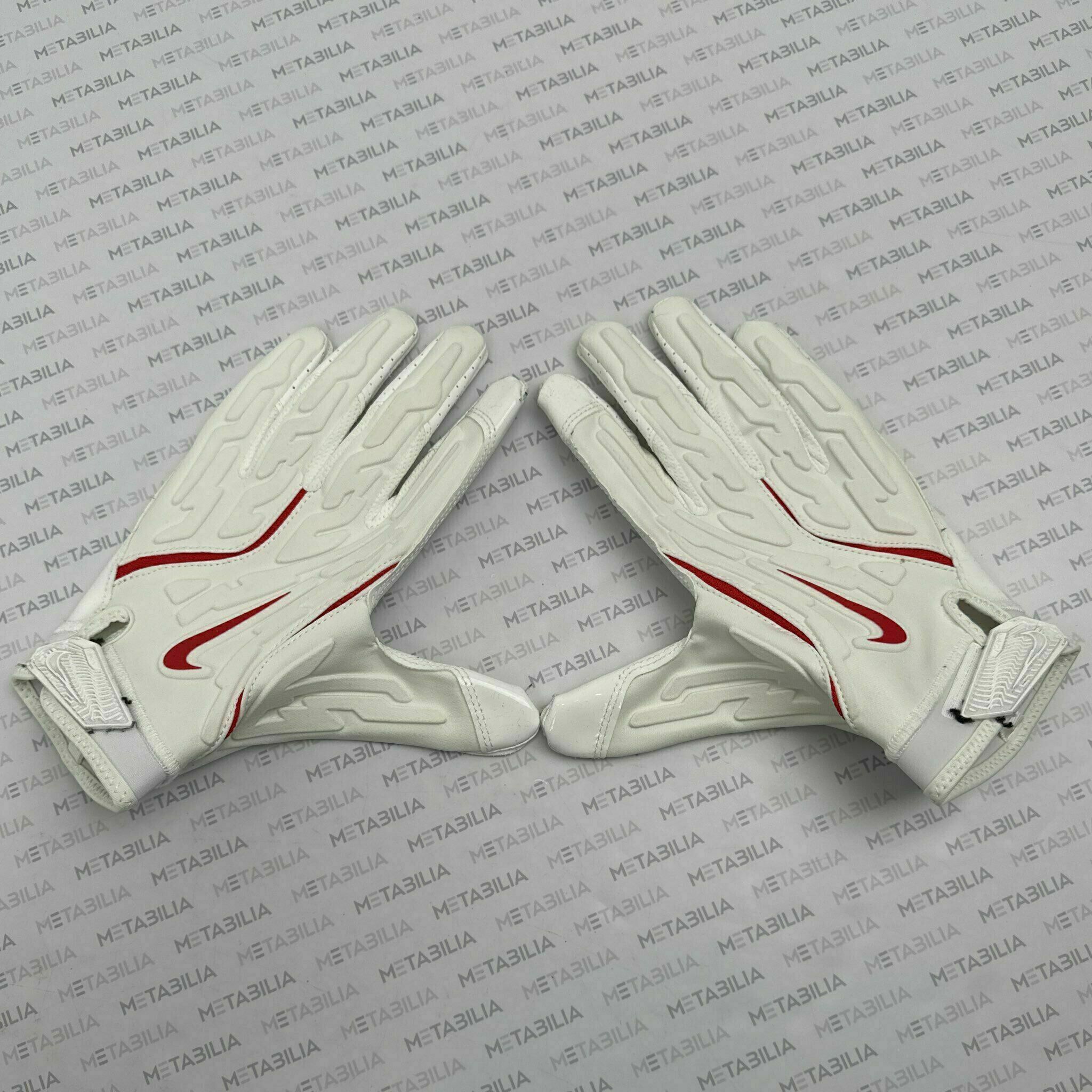 #85 Robert Tonyan Game-Worn Gloves vs LAC