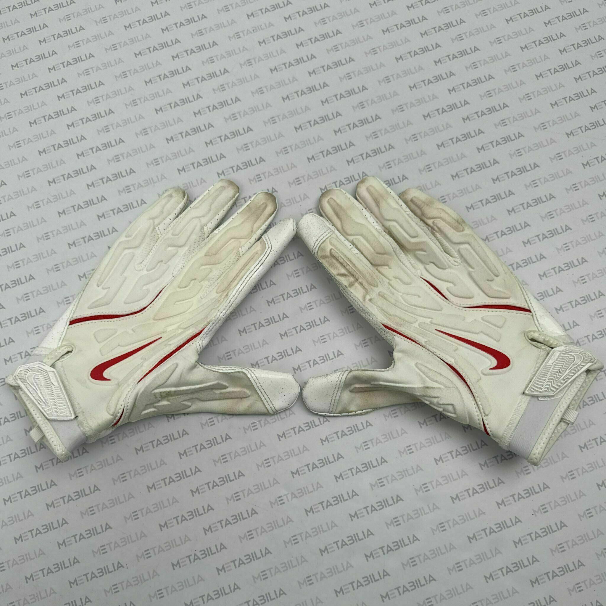 #90 Charles Omenihu Game-Worn Gloves vs LAC