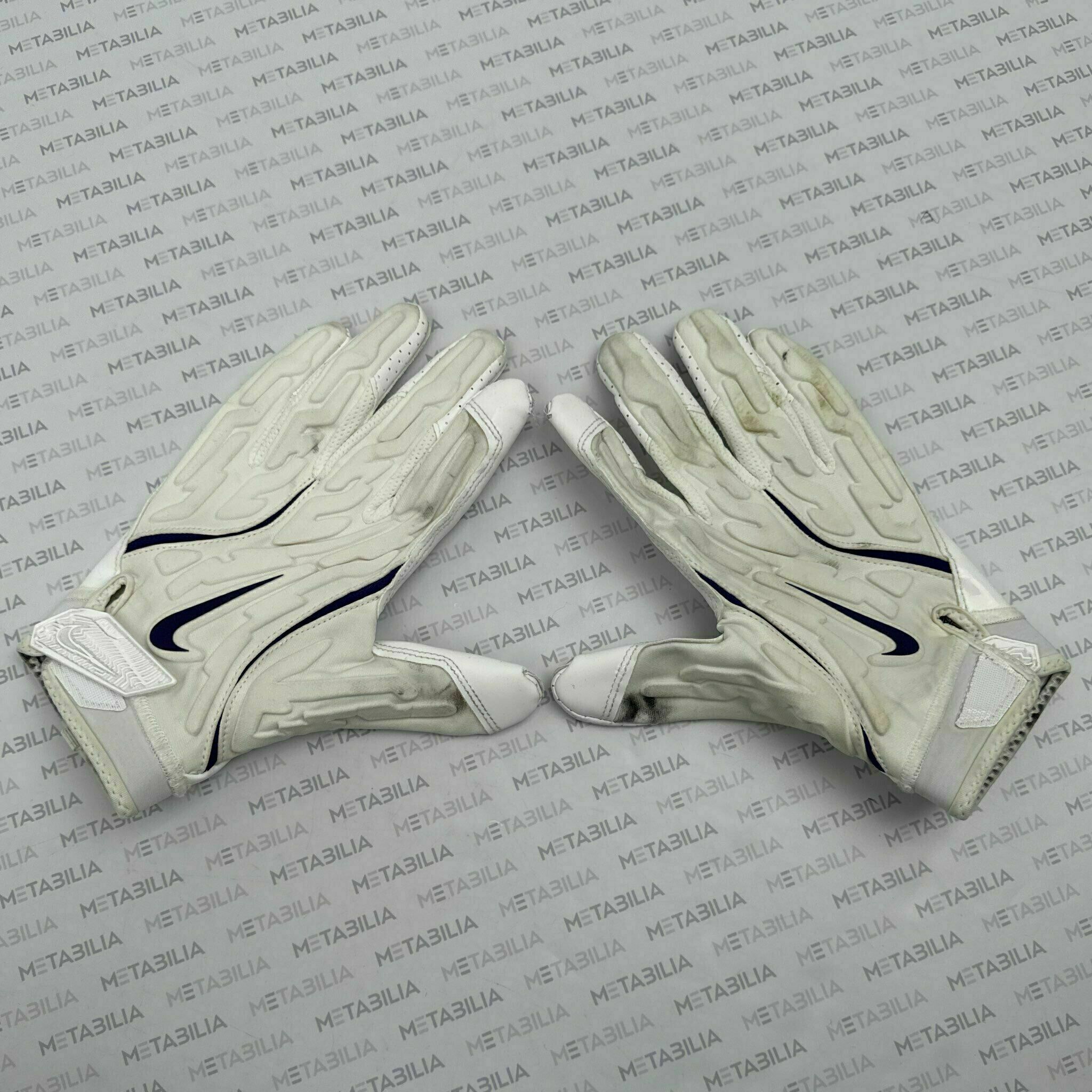#39 Keondre Jackson Game-Worn Gloves vs Bears