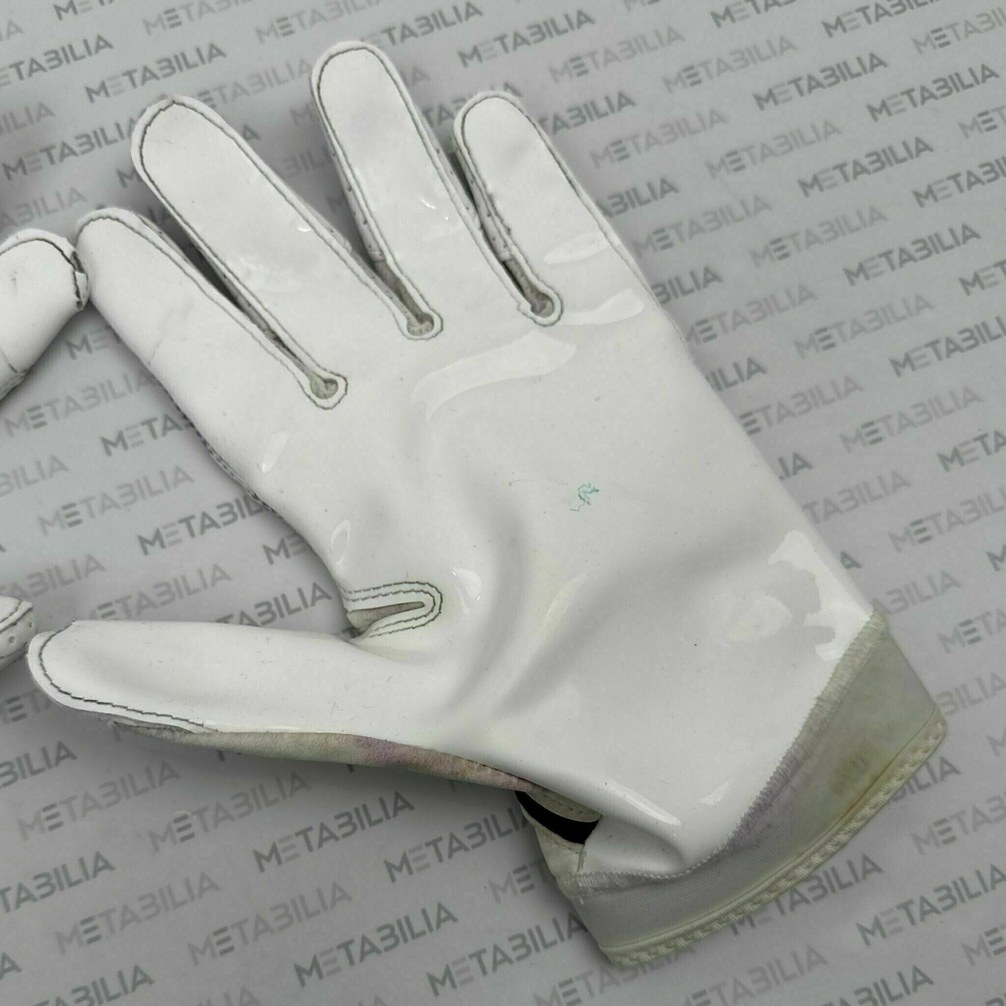 Ravens Player-Worn Gloves vs Rams