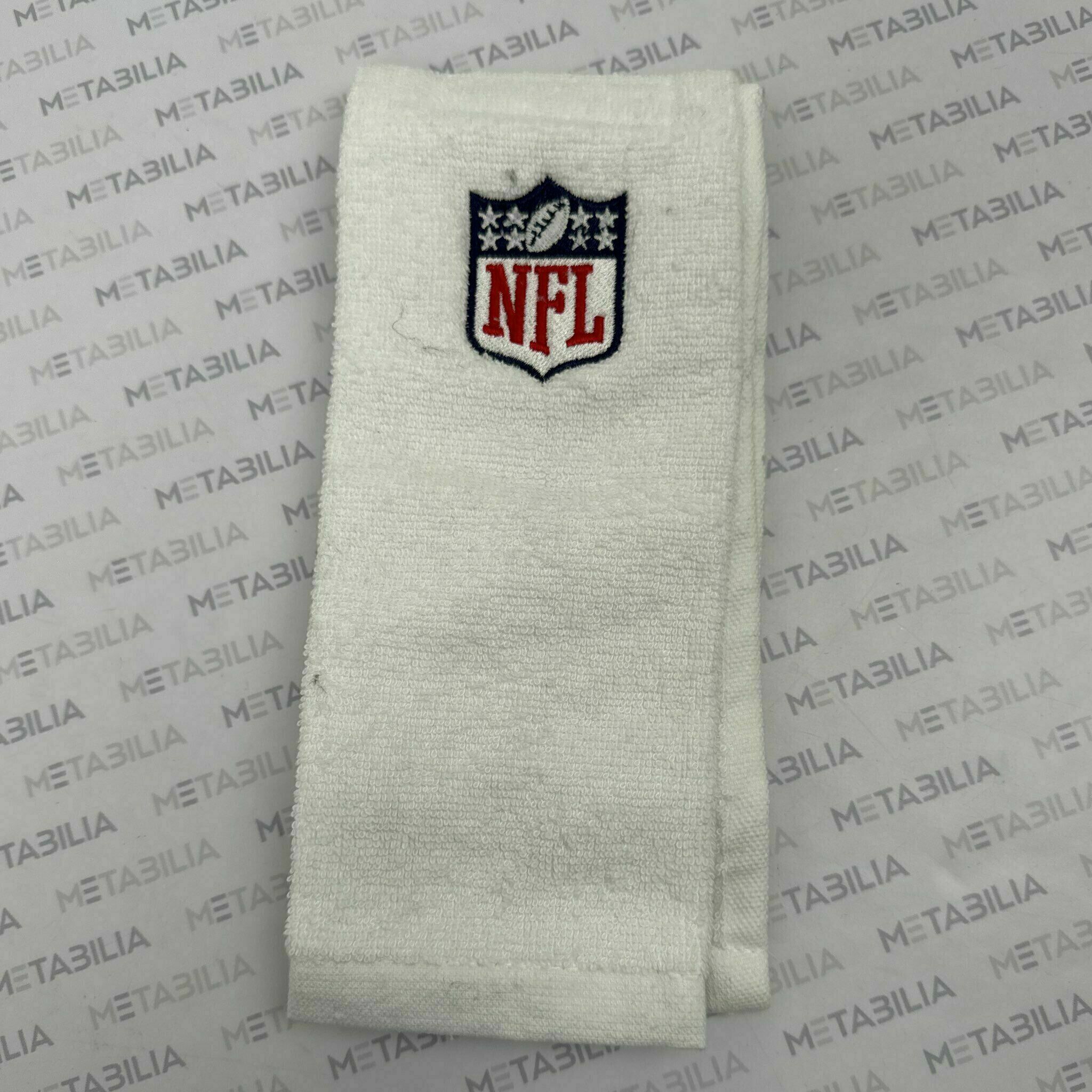 Game-Used Towel vs Jets