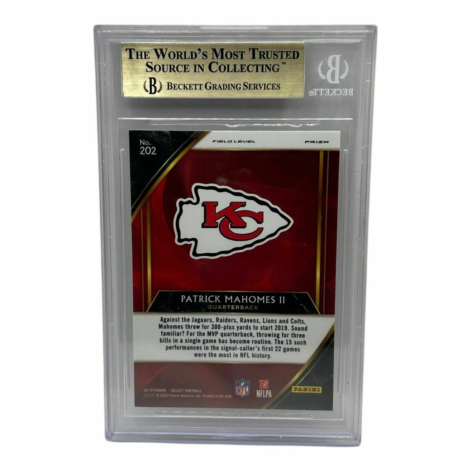 Patrick Mahomes 2019 Panini Selelct Football Field Level Silver Prizm Trading Card - Beckett Grade 9.5 Gem Mint