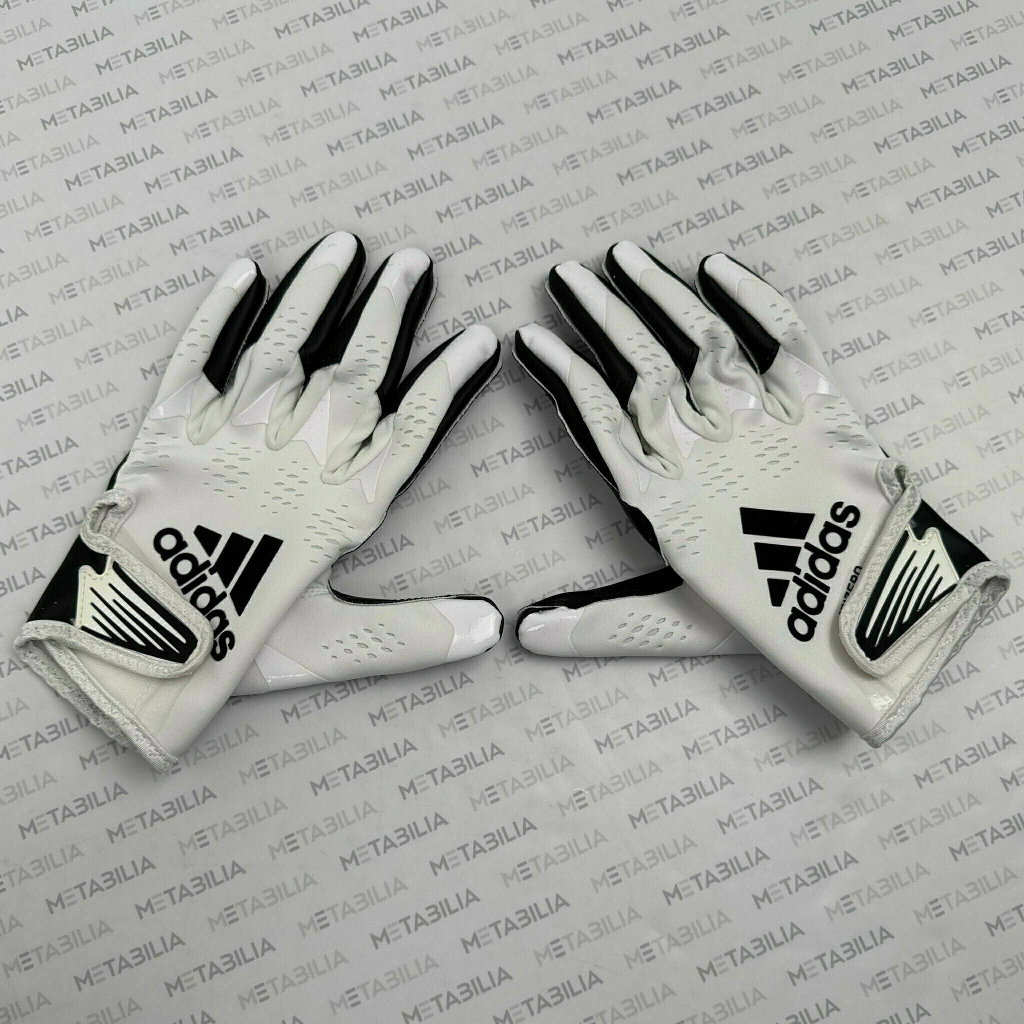 #81 Jayden Higgins Game-Worn Gloves vs NE