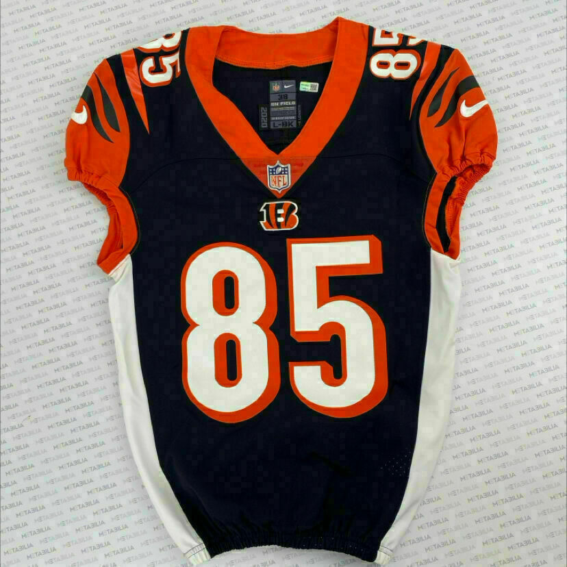 #85 Higgins Signed & Inscribed Black Team Issued Jersey