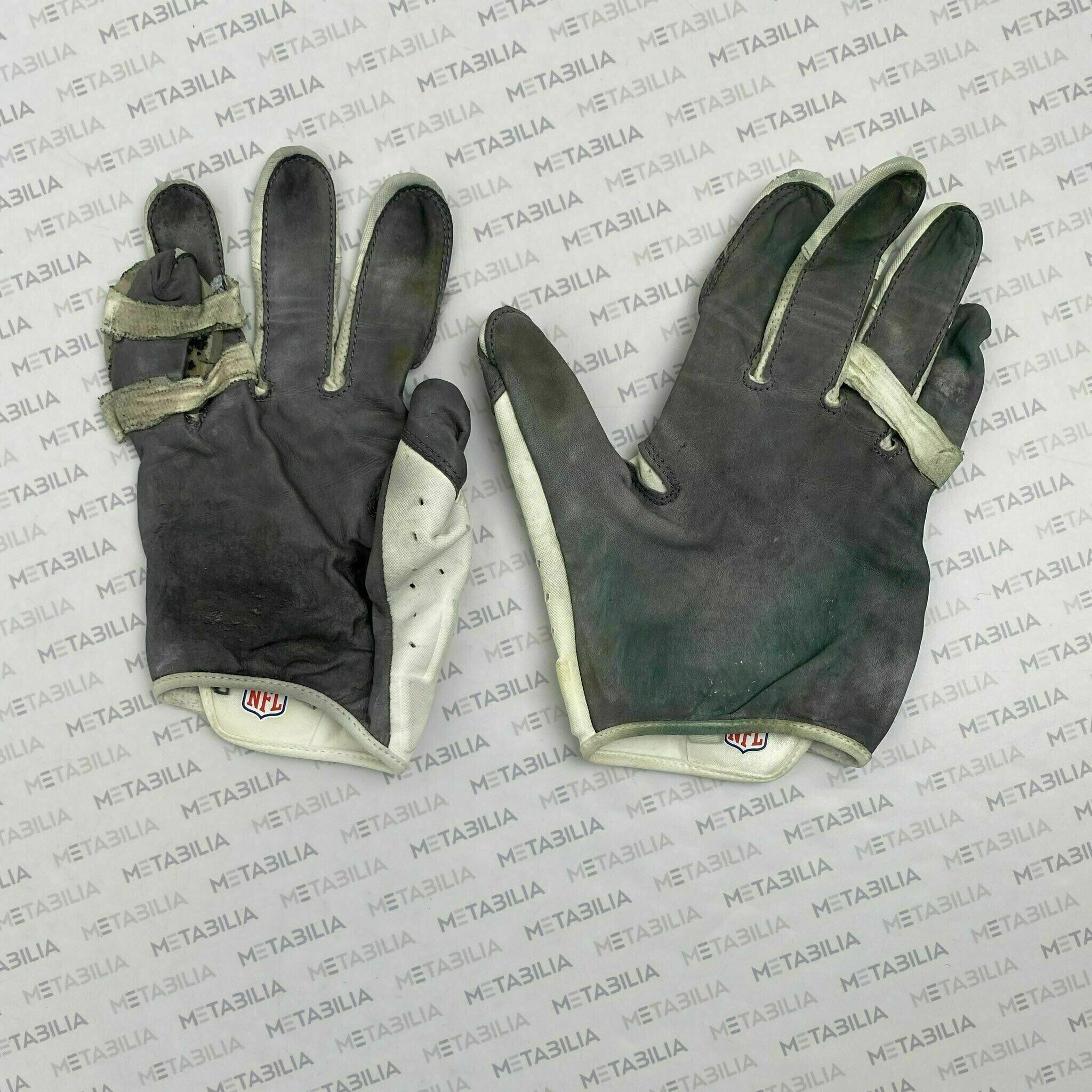 #97 Joey Bosa Season-Worn Gloves